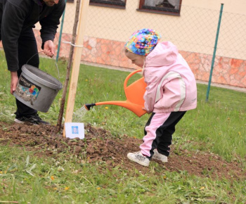 Aktuality / SCOOLTÚRNIME REŠICU - DEŇ ZEME