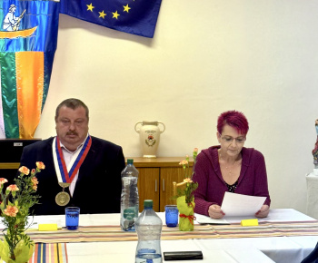 Aktuality / Ustanovujúce zasadnutie obecného zastupiteľstva - foto