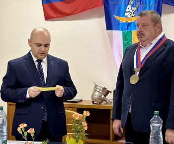 Aktuality / Ustanovujúce zasadnutie obecného zastupiteľstva - foto